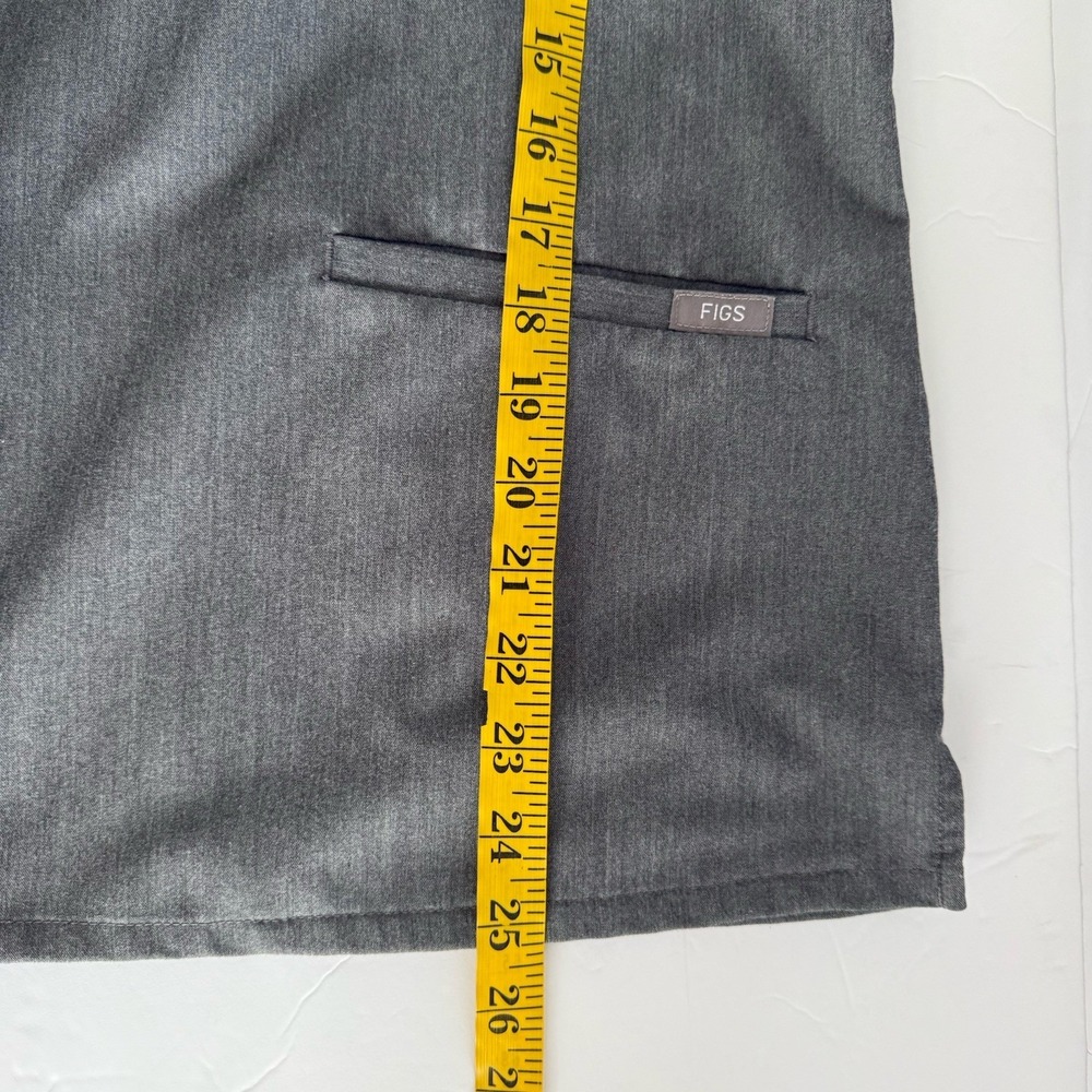 Figs Casma Three Pocket Scrub Top Women's XS Gray Medical Massage - Picture 7 of 8